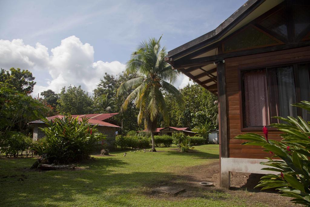 Kenaki Lodge Puerto Viejo de Talamanca Exterior foto